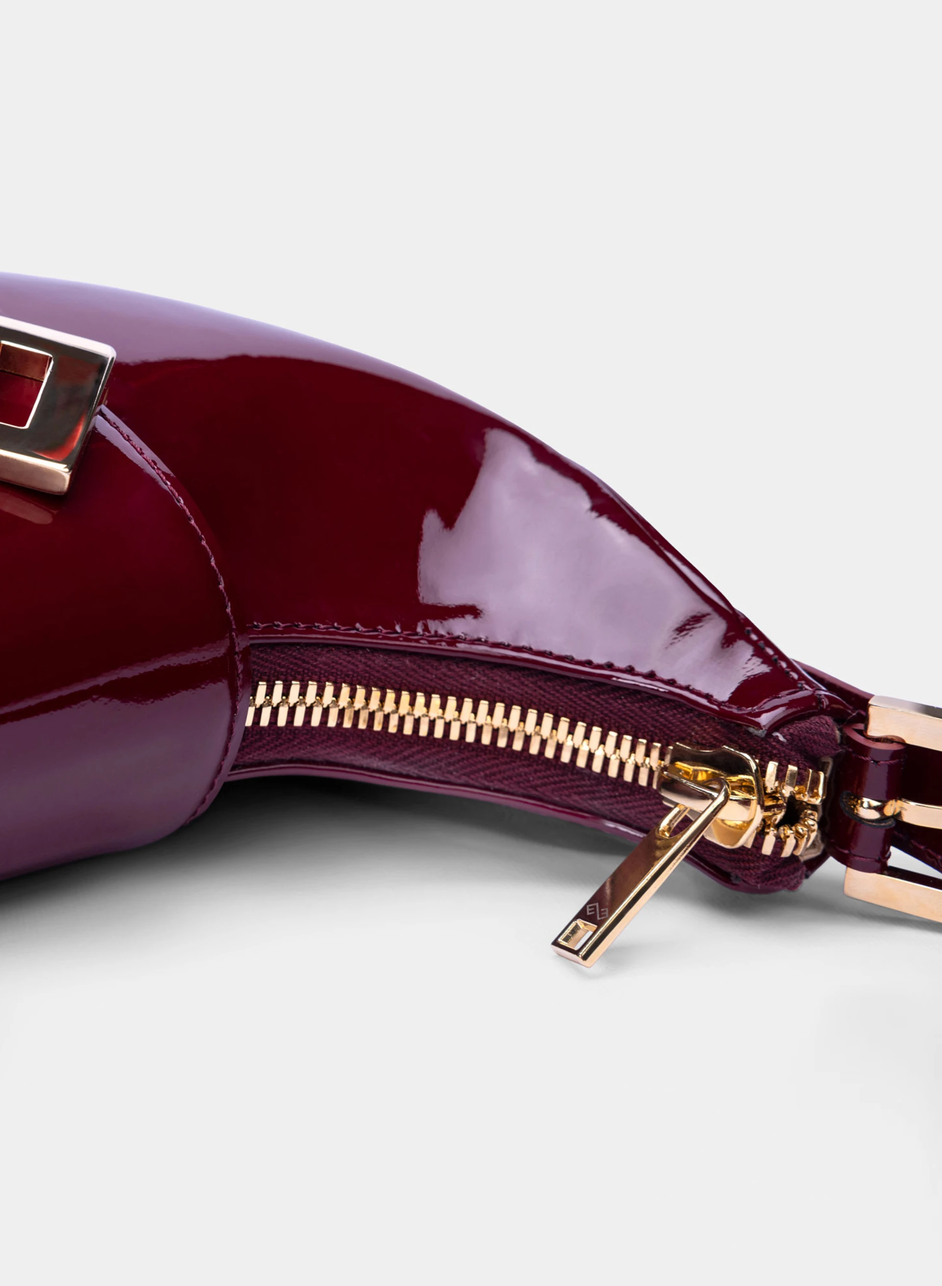 The 90's Bag Burgundy Patent